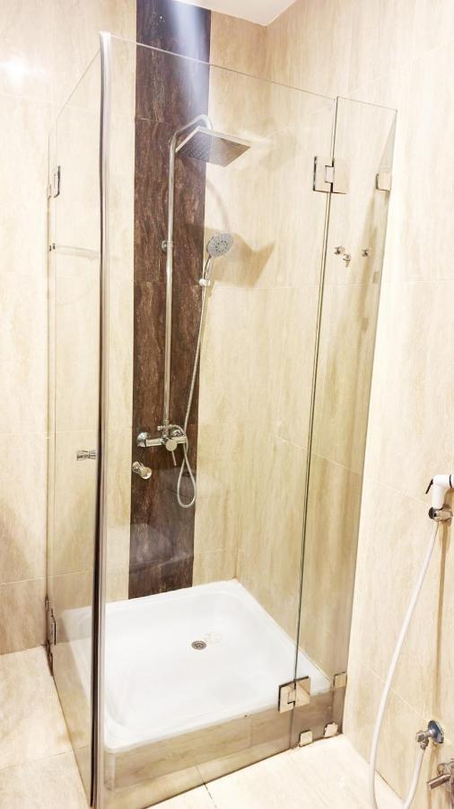 Hotel Leaders Plaza Salmiya Кувейт Екстериор снимка