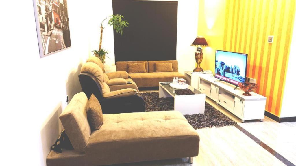 Hotel Leaders Plaza Salmiya Кувейт Екстериор снимка