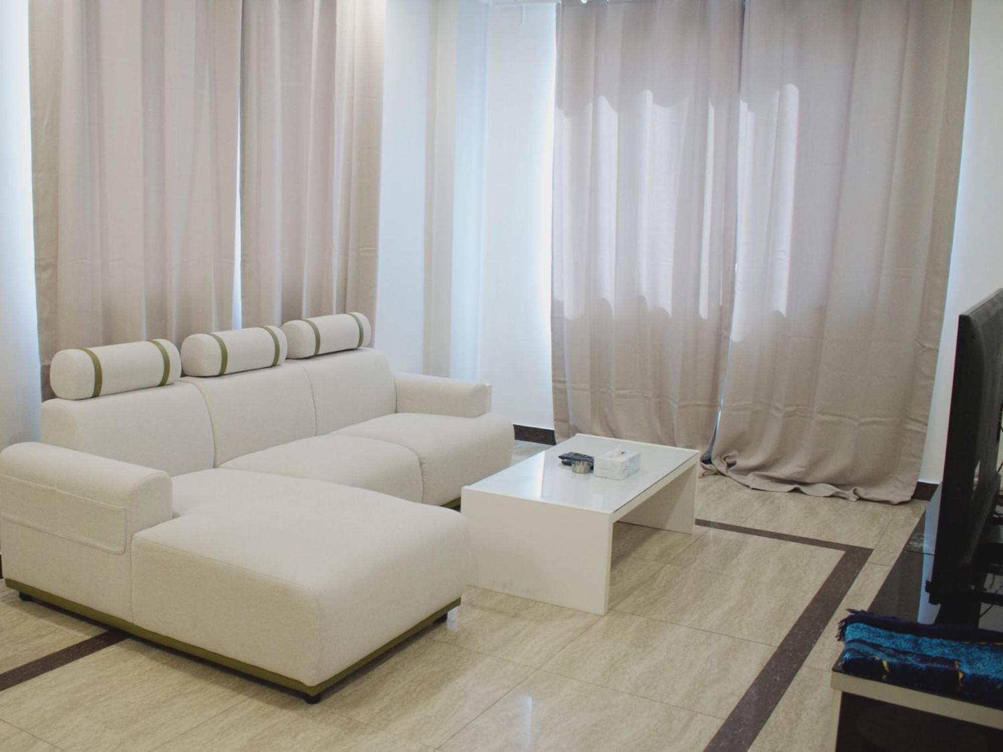 Hotel Leaders Plaza Salmiya Кувейт Екстериор снимка